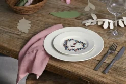 Lyngby Porcelæn Julestel<GC Cottage Tallerken Ø19. 5 cm hvid m. deko