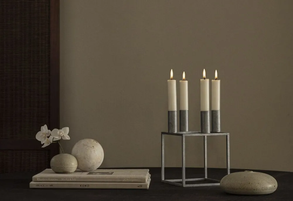 Audo Copenhagen Lys & Lysestager|Adventsstager<Kubus 4 - Zinc