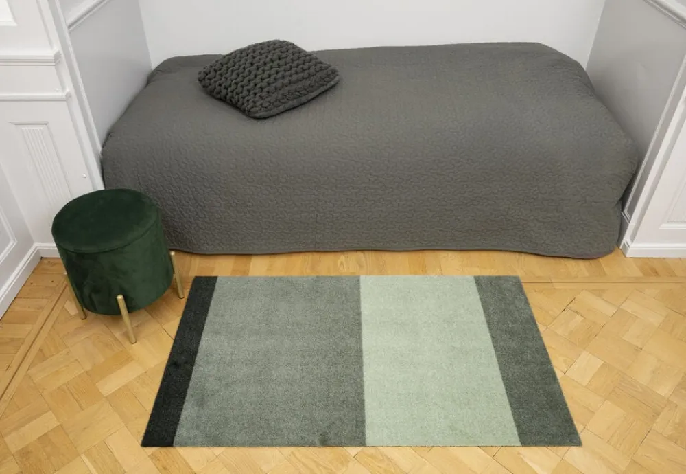 Tica Copenhagen Gulvtæpper<Løber, 67x120 cm, stripes-horizon lys/støvet og mørkegrøn