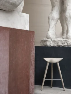 Audo Copenhagen Møbler<ML 42 - Bord Skammel / Sæbehandlet eg / Rustfrit Stål