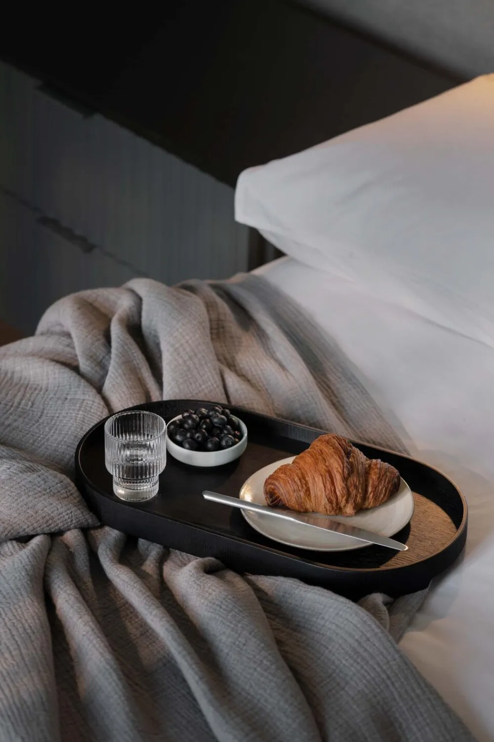 Ekta Living Opbevaring<Wood Tray, Big, Black Oak, 31x47x3,5 cm